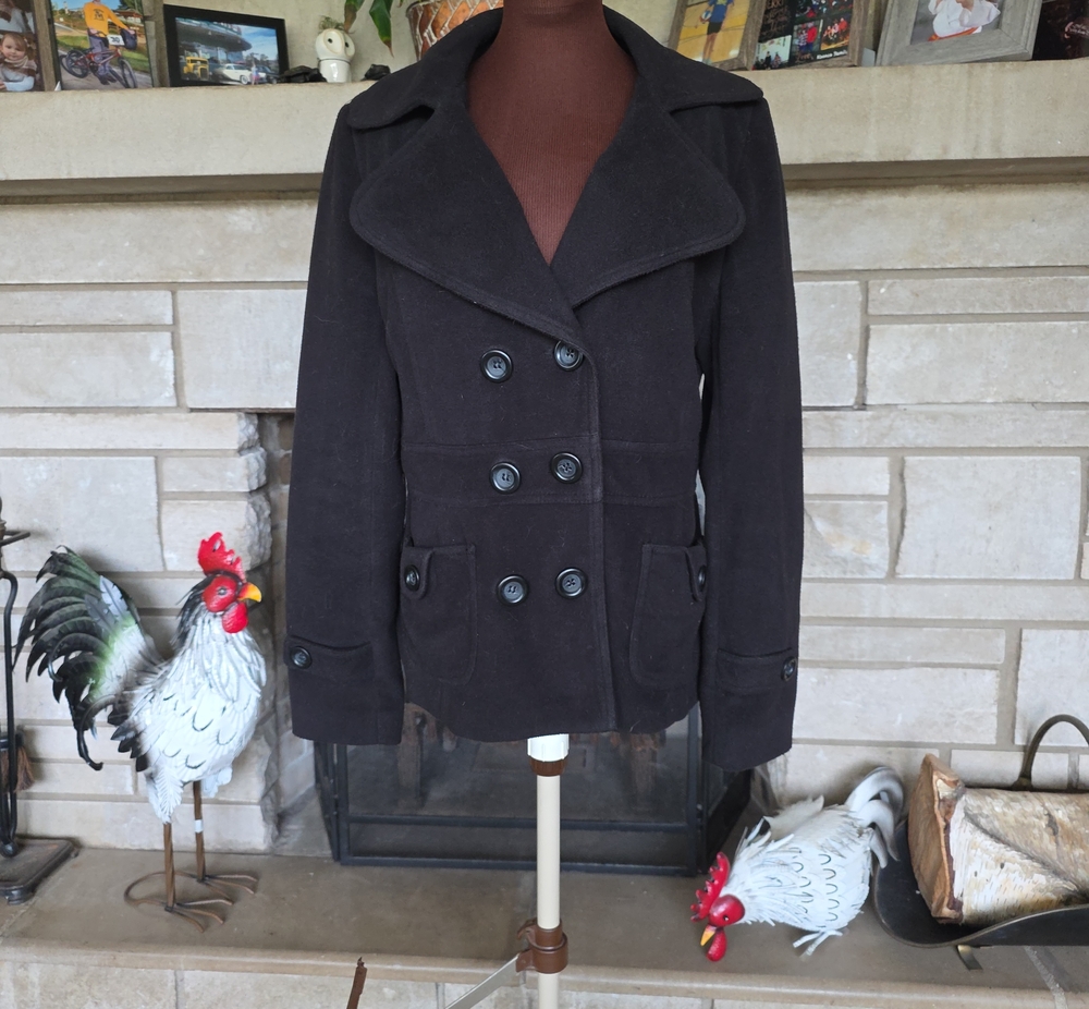 Tailored Women's Double-Breasted Peacoat in Black